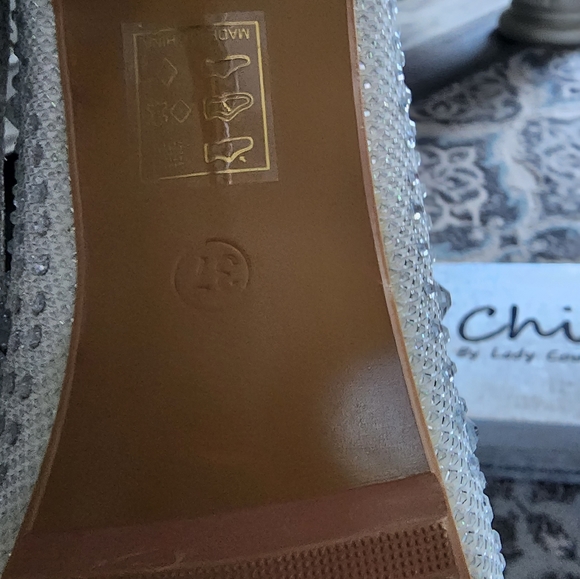 Chic By Lady Couture high heels - Picture 5 of 6